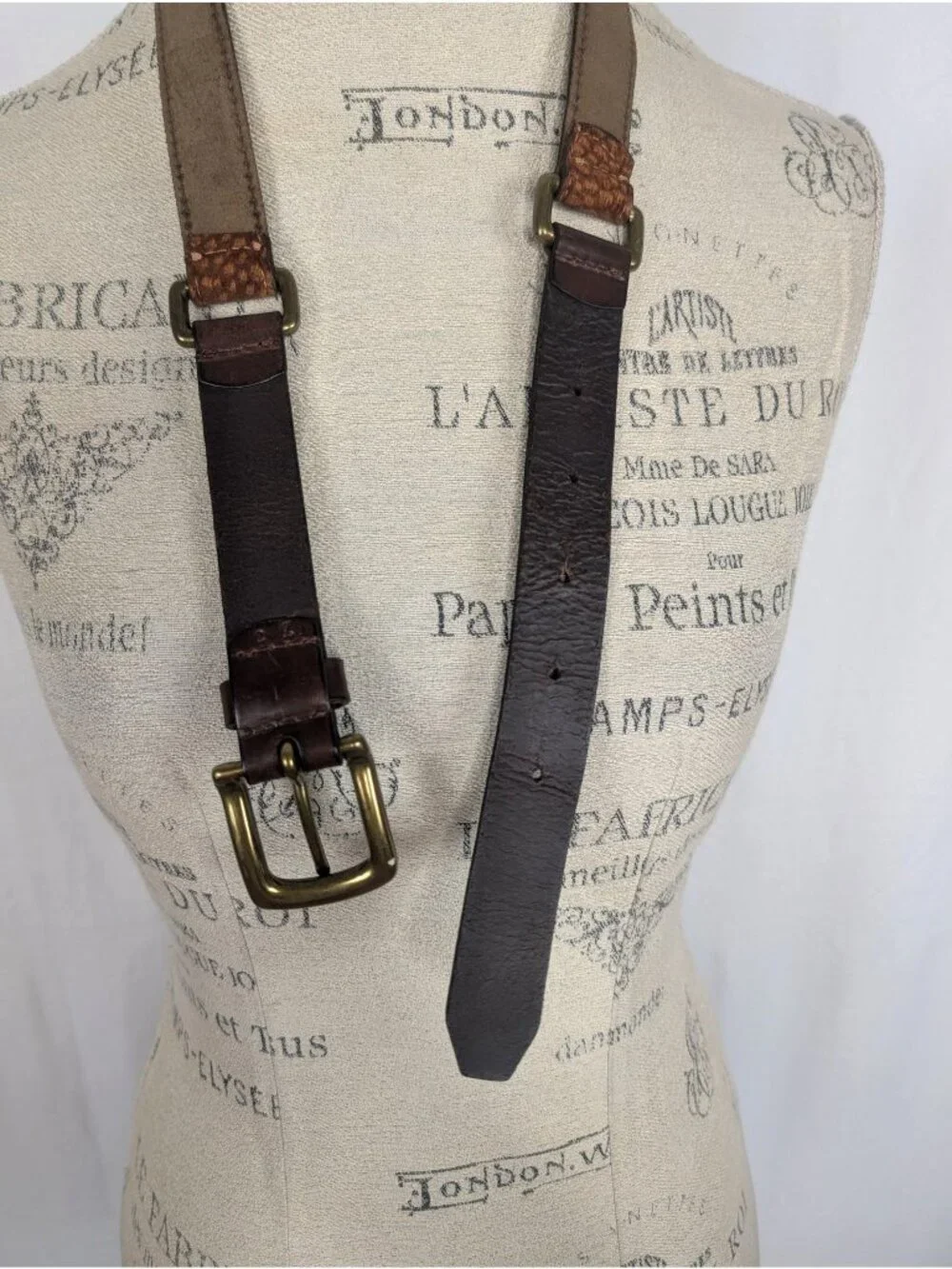 Vintage 90s Rossi Caruso Belt Small Suede Leather